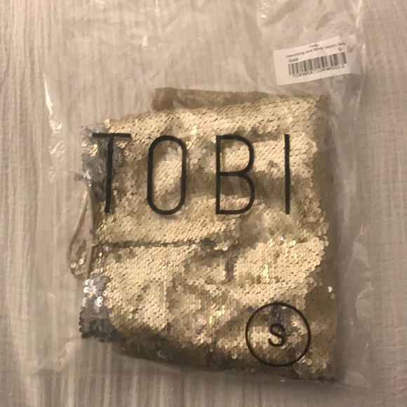 Gold Sequin Skirt - Perfect for NYE! - Picture 3 of 3